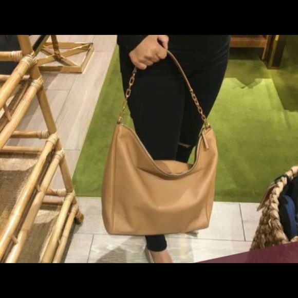 New Tory Burch hobo bag 😍 - Picture 5 of 6